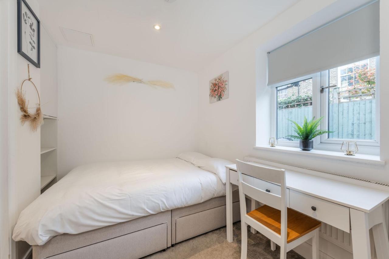 Three-Bedroom Bliss In London Town Eksteriør bilde