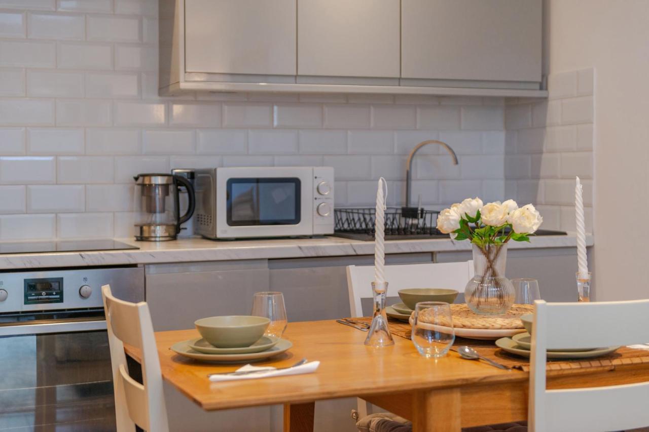 Three-Bedroom Bliss In London Town Eksteriør bilde