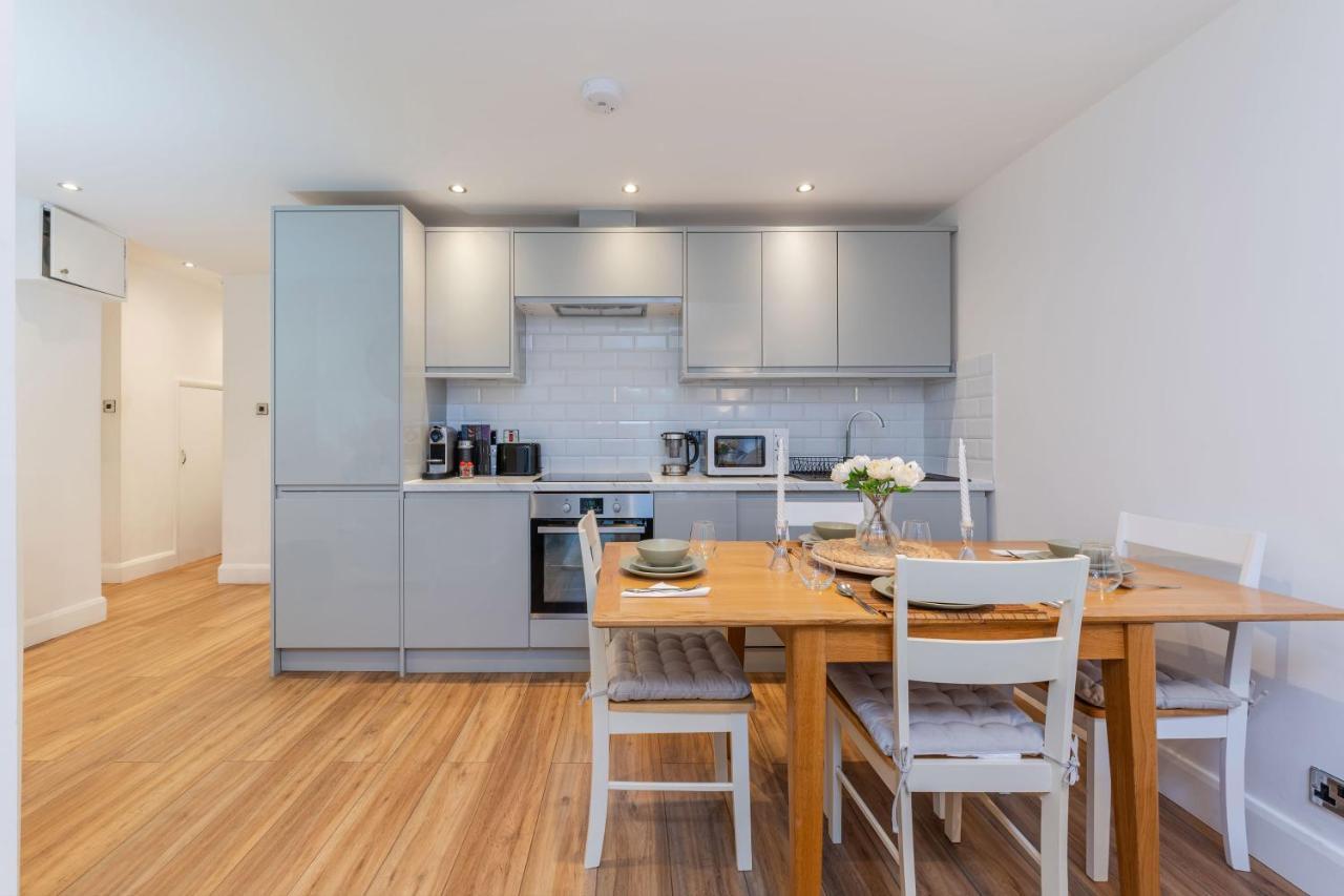 Three-Bedroom Bliss In London Town Eksteriør bilde