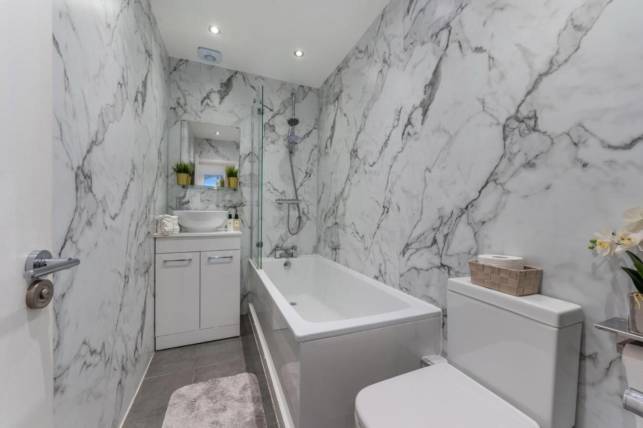 Three-Bedroom Bliss In London Town Eksteriør bilde